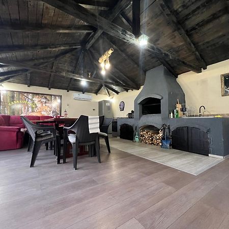فيلا Casa Lupilor Transfagarasan Căpăţîneni-Ungureni المظهر الخارجي الصورة